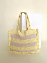 Cargar imagen en el visor de la galería, Tote bag crochet amarillo
